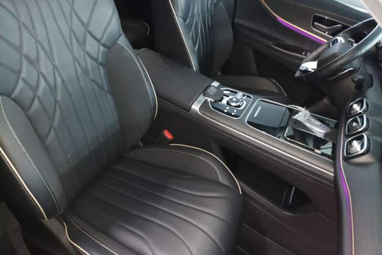 Used Chery Tiggo 9 2023 2.0T Automatic Two-Wheel Drive Luxury Version 7 Seats Right Front Seat