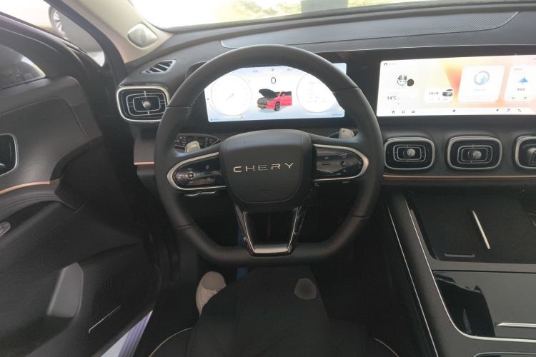 Used Chery Tiggo 9 2023 2.0T Dual-Clutch Two-Wheel Drive Luxury Edition 7 Seats Steering Wheel