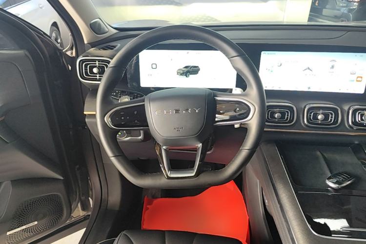 Used Chery Tiggo 9 2023 2.0T Dual-Clutch Two-Wheel Drive Leading Edition 5 Seats Steering Wheel