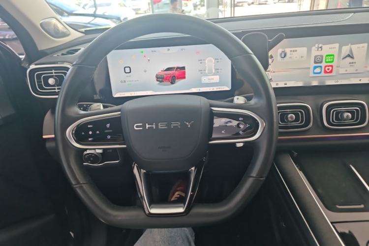 Used Chery Tiggo 9 2023 2.0T Dual-Clutch Two-Wheel Drive Luxury Edition 5 Seats Steering Wheel