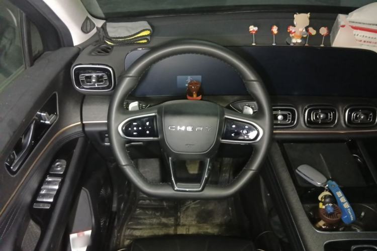 Used Chery Tiggo 9 2023 2.0T Dual-Clutch Two-Wheel Drive Luxury Edition 7 Seats Steering Wheel