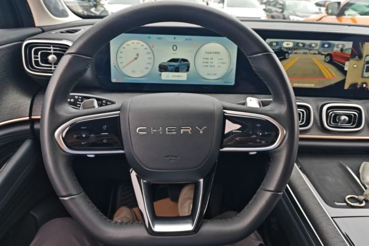 Used Chery Tiggo 9 2023 2.0T Automatic Two-Wheel Drive Luxury Edition 5 Seats Steering Wheel