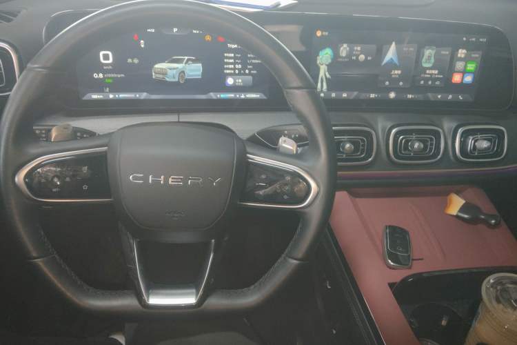 Used Chery Tiggo 9 2023 2.0T Dual-Clutch Two-Wheel Drive Luxury Edition 5 Seats Steering Wheel