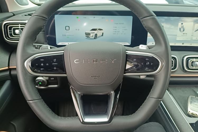 Used Chery Tiggo 9 2023 2.0T Dual-Clutch Two-Wheel Drive Luxury Edition 7 Seats Steering Wheel