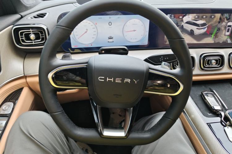 Used Chery Tiggo 9 2023 2.0T Automatic All-Wheel Drive Flagship Version 5 Seats Steering Wheel