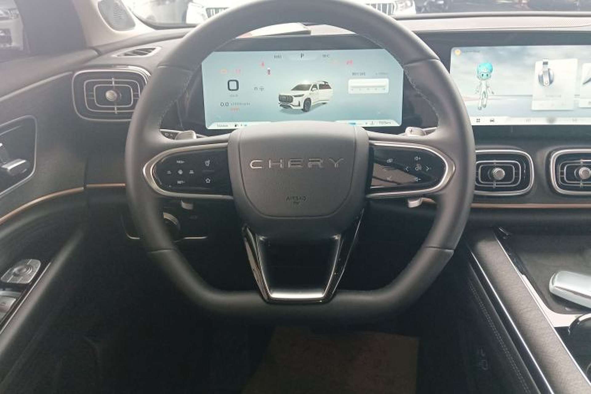 Used Chery Tiggo 9 2023 2.0T Automatic Two-Wheel Drive Luxury Edition 5 Seats Steering Wheel