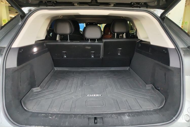 Used Chery Tiggo 9 2023 2.0T Dual-Clutch Two-Wheel Drive Luxury Edition 5 Seats Trunk