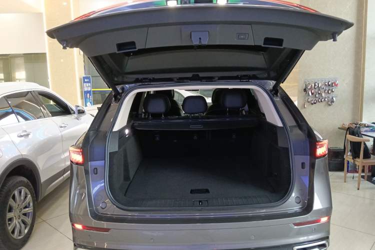 Used Chery Tiggo 9 2023 2.0T Dual-Clutch Two-Wheel Drive Luxury Edition 5 Seats Trunk