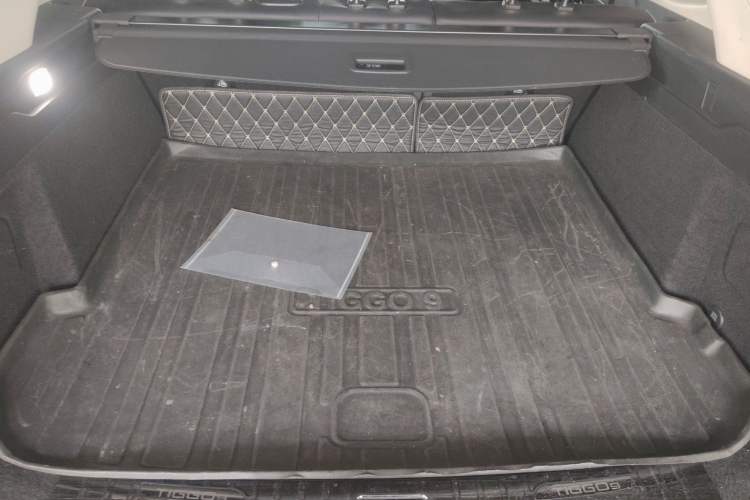 Used Chery Tiggo 9 2023 2.0T Dual-Clutch Two-Wheel Drive Luxury Edition 5 Seats Trunk