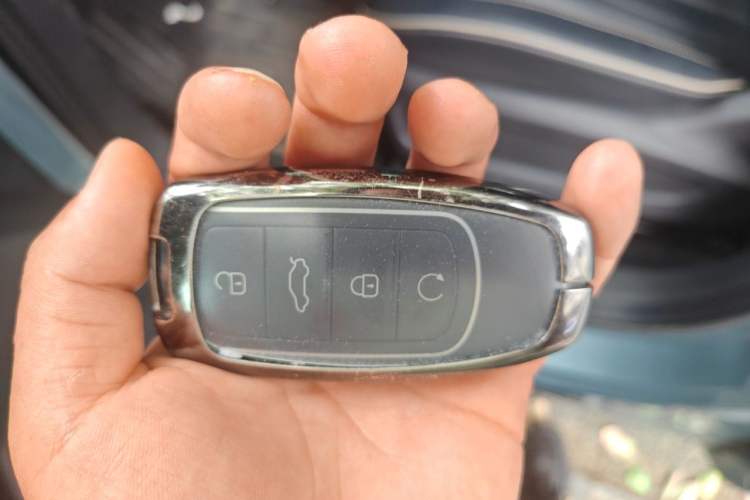 Used Chery Tiggo 9 2023 2.0T Dual-Clutch Two-Wheel Drive Leading Edition 5 Seats Vehicle Key