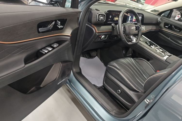 Used Chery Tiggo 9 2023 2.0T Automatic Two-Wheel Drive Luxury Edition 5 Seats Driver Seat