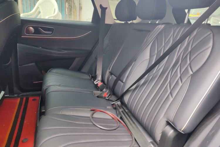 Used Chery Tiggo 9 2023 2.0T Dual-Clutch Two-Wheel Drive Luxury Edition 5 Seats Left Rear Seat
