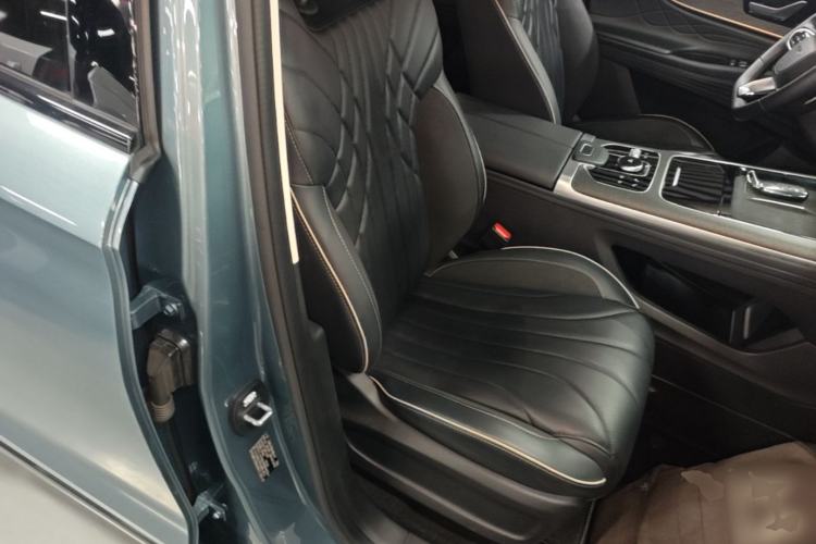 Used Chery Tiggo 9 2023 2.0T Automatic Two-Wheel Drive Luxury Edition 5 Seats Right Front Seat