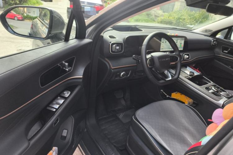 Used Chery Tiggo 9 2023 2.0T Dual-Clutch Two-Wheel Drive Prestige Version 5 Seats Driver Seat