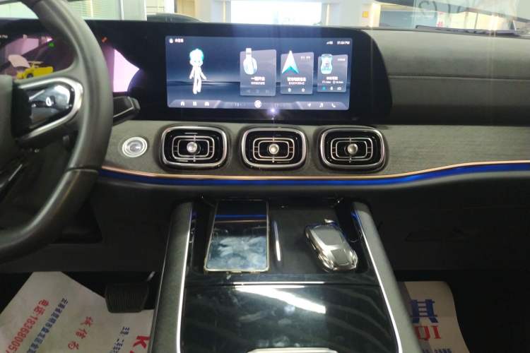 Used Chery Tiggo 9 2023 2.0T Dual-Clutch Two-Wheel Drive Luxury Edition 5 Seats Audio And AC Panel