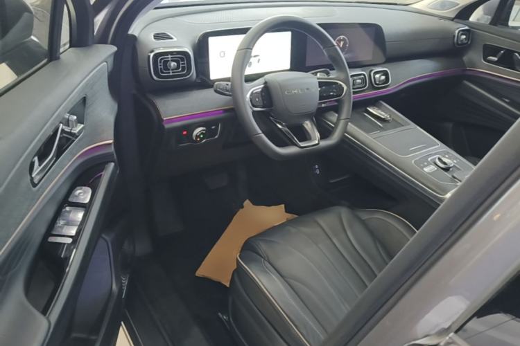 Used Chery Tiggo 9 2023 2.0T Dual-Clutch Two-Wheel Drive Luxury Edition 5 Seats Driver Seat