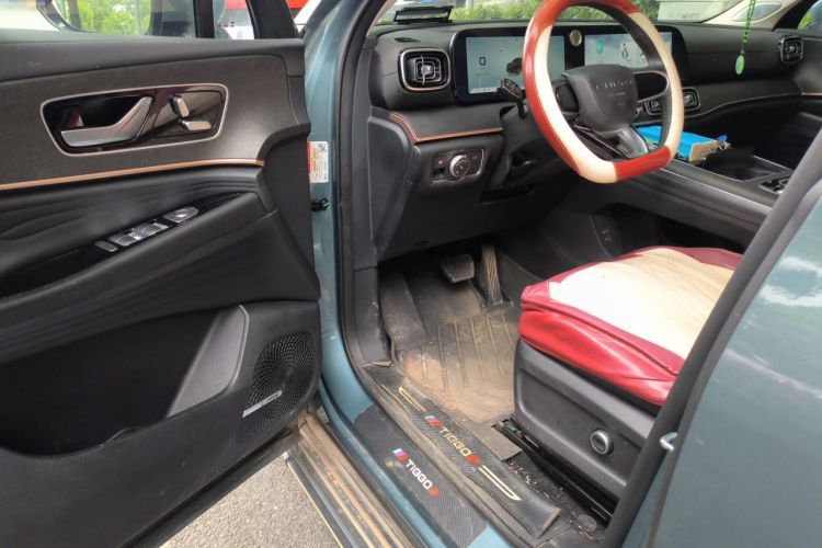 Used Chery Tiggo 9 2023 2.0T Dual-Clutch Two-Wheel Drive Luxury Edition 5 Seats Driver Seat