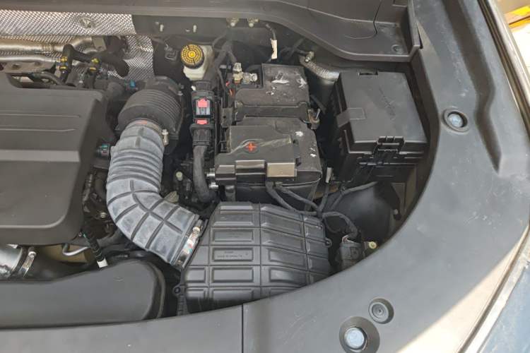 Used Chery Tiggo 9 2023 2.0T Dual-Clutch Two-Wheel Drive Luxury Edition 5 Seats Engine Bay Left