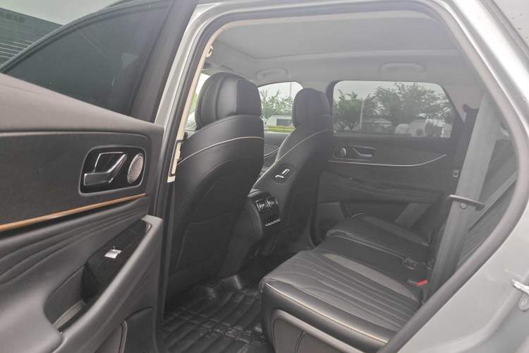 Used Chery Tiggo 9 2023 2.0T Automatic All-Wheel Drive Ultimate Edition 5 Seats Interior 3