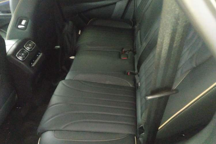 Used Chery Tiggo 9 2023 2.0T Dual-Clutch Two-Wheel Drive Luxury Edition 5 Seats Interior 4