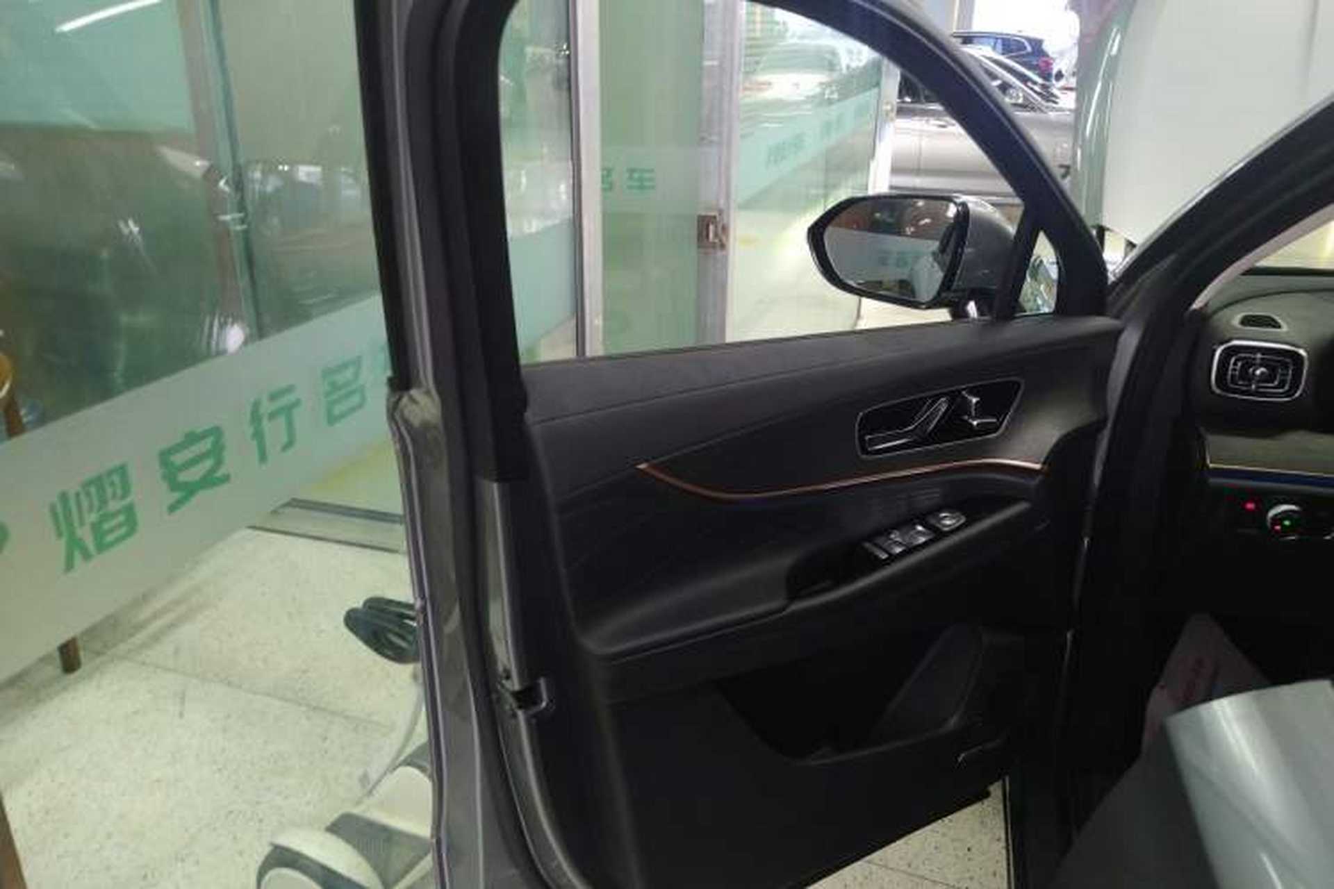 Used Chery Tiggo 9 2023 2.0T Dual-Clutch Two-Wheel Drive Luxury Edition 5 Seats Interior 7
