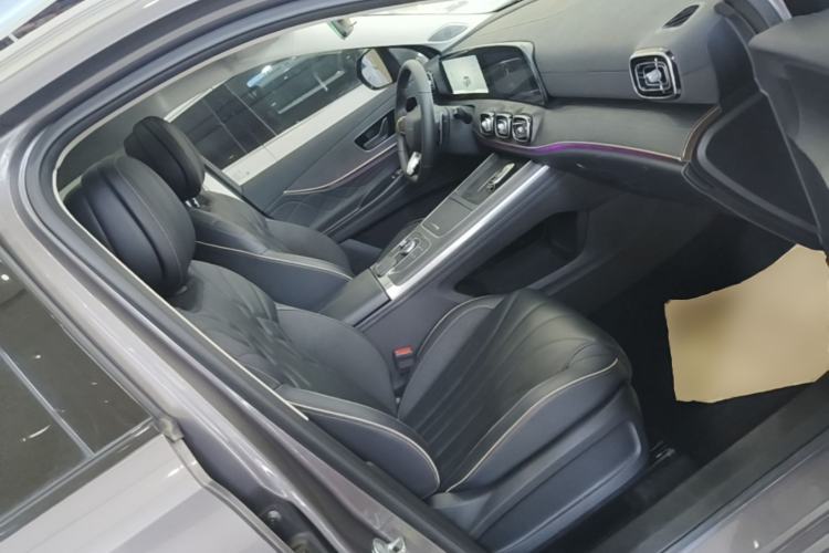 Used Chery Tiggo 9 2023 2.0T Dual-Clutch Two-Wheel Drive Luxury Edition 5 Seats Right Front Seat