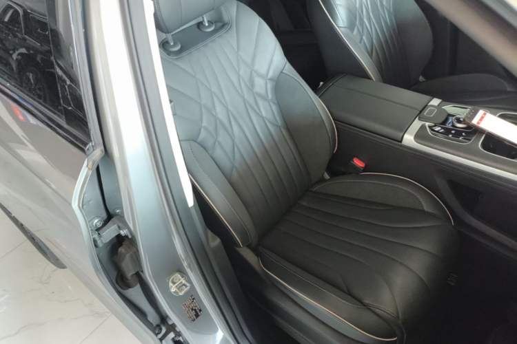 Used Chery Tiggo 9 2023 2.0T Automatic All-Wheel Drive Ultimate Edition 5 Seats Right Front Seat