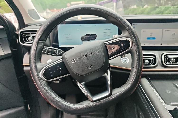 Used Chery Tiggo 9 2023 2.0T Dual-Clutch Two-Wheel Drive Luxury Edition 5 Seats Steering Wheel