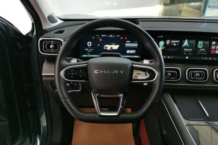 Used Chery Tiggo 9 2023 2.0T Dual-Clutch Two-Wheel Drive Prestige Version 5 Seats Steering Wheel