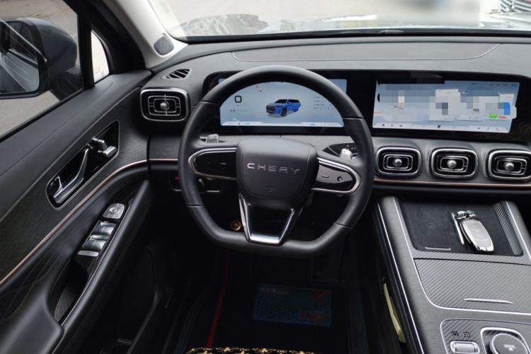 Used Chery Tiggo 9 2023 2.0T Dual-Clutch Two-Wheel Drive Luxury Edition 7 Seats Steering Wheel