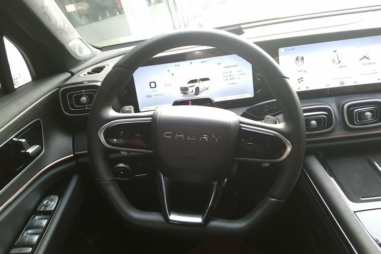 Used Chery Tiggo 9 2023 2.0T Automatic All-Wheel Drive Flagship Version 5 Seats Steering Wheel