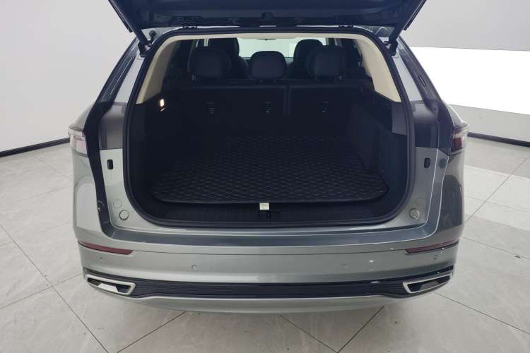 Used Chery Tiggo 9 2023 2.0T Dual-Clutch Two-Wheel Drive Luxury Edition 5 Seats Trunk