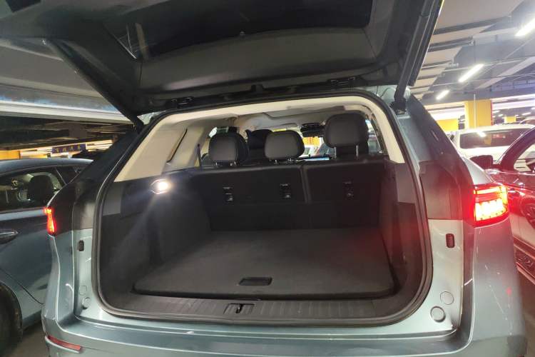 Used Chery Tiggo 9 2023 2.0T Dual-Clutch Two-Wheel Drive Leading Edition 5 Seats Trunk