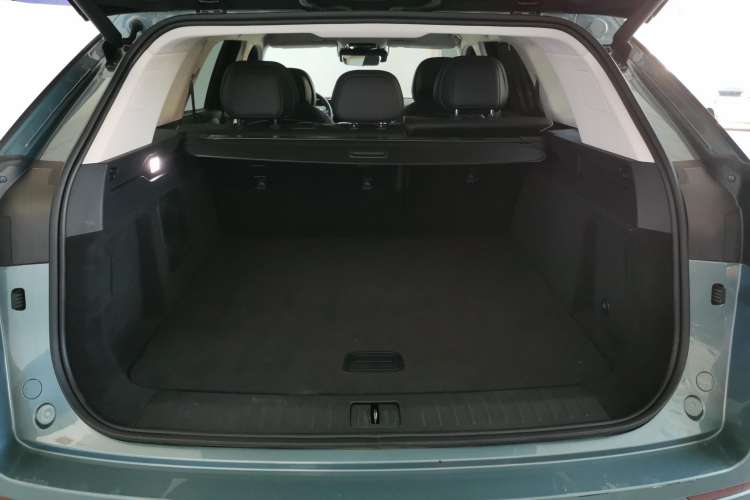 Used Chery Tiggo 9 2023 2.0T Dual-Clutch Two-Wheel Drive Prestige Version 5 Seats Trunk
