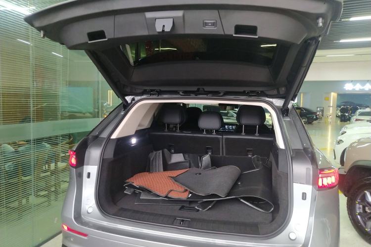 Used Chery Tiggo 9 2023 2.0T Dual-Clutch Two-Wheel Drive Luxury Edition 5 Seats Trunk