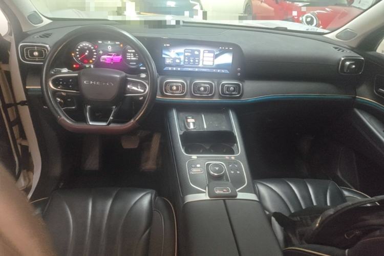 Used Chery Tiggo 9 2023 2.0T Dual-Clutch Two-Wheel Drive Luxury Edition 5 Seats Center Console