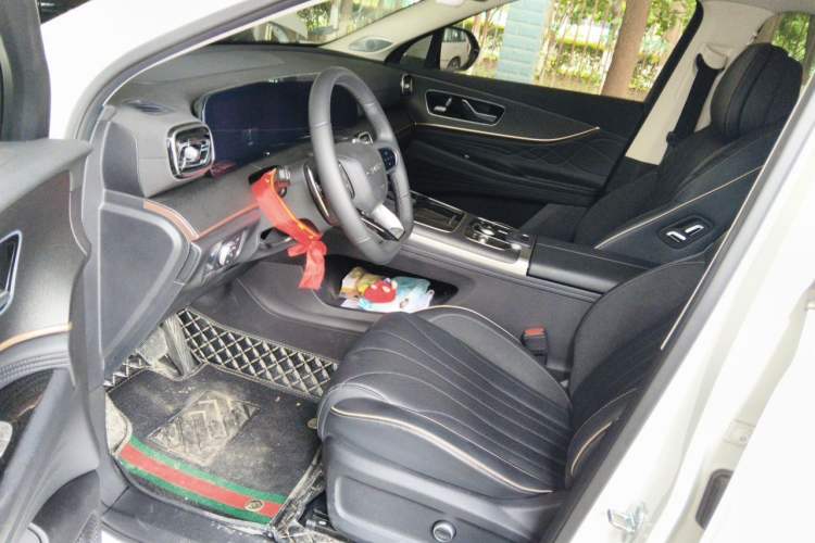 Used Chery Tiggo 9 2023 2.0T Dual-Clutch Two-Wheel Drive Luxury Edition 5 Seats Driver Seat