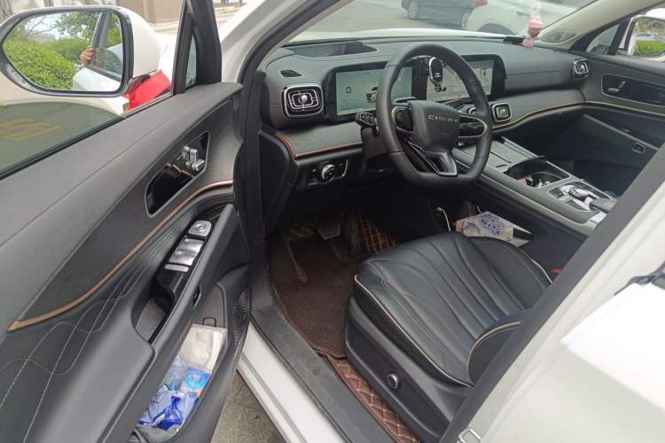 Used Chery Tiggo 9 2023 2.0T Dual-Clutch Two-Wheel Drive Prestige Version 5 Seats Driver Seat