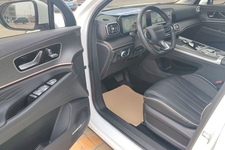 Used Chery Tiggo 9 2023 2.0T Dual-Clutch Two-Wheel Drive Leading Edition 5 Seats Driver Seat