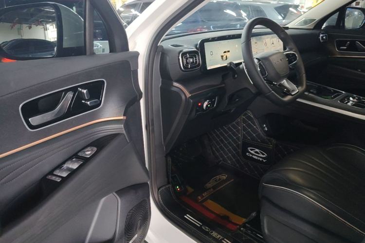 Used Chery Tiggo 9 2023 2.0T Dual-Clutch Two-Wheel Drive Luxury Edition 5 Seats Driver Seat