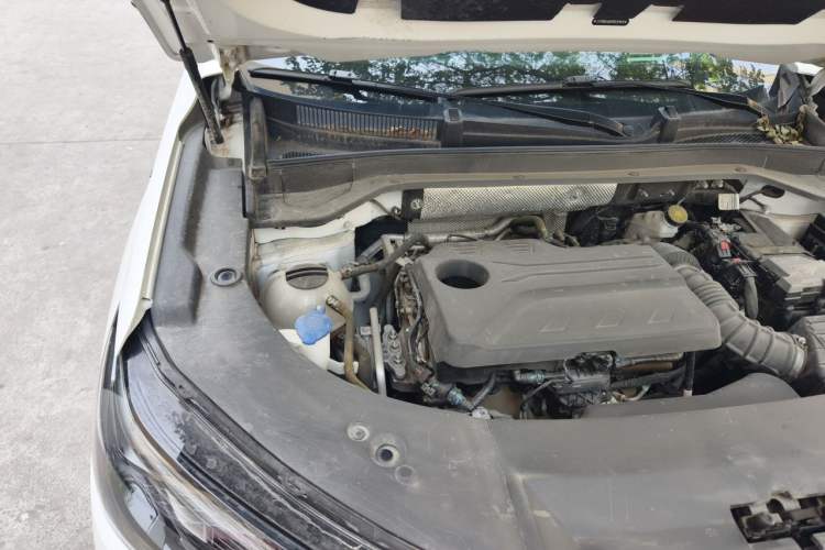 Used Chery Tiggo 9 2023 2.0T Dual-Clutch Two-Wheel Drive Luxury Edition 5 Seats Engine Bay Right