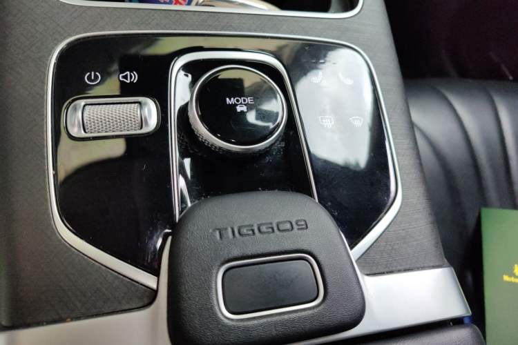 Used Chery Tiggo 9 2023 2.0T Dual-Clutch Two-Wheel Drive Luxury Edition 7 Seats Gear Lever