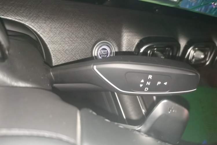 Used Chery Tiggo 9 2023 2.0T Automatic All-Wheel Drive Flagship Version 5 Seats Gear Lever