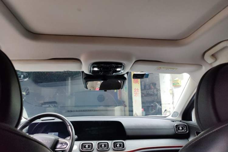 Used Chery Tiggo 9 2023 2.0T Dual-Clutch Two-Wheel Drive Luxury Edition 7 Seats Headliner