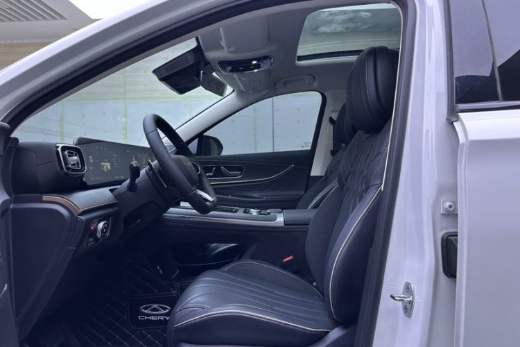 Used Chery Tiggo 9 2023 2.0T Dual-Clutch Two-Wheel Drive Luxury Edition 5 Seats Interior 1