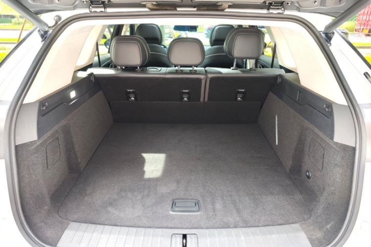 Used Chery Tiggo 9 2023 2.0T Dual-Clutch Two-Wheel Drive Leading Edition 5 Seats Interior 8