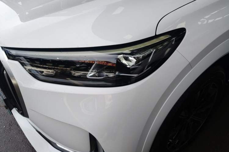 Used Chery Tiggo 9 2023 2.0T Dual-Clutch Two-Wheel Drive Leading Edition 5 Seats Left Front Headlight
