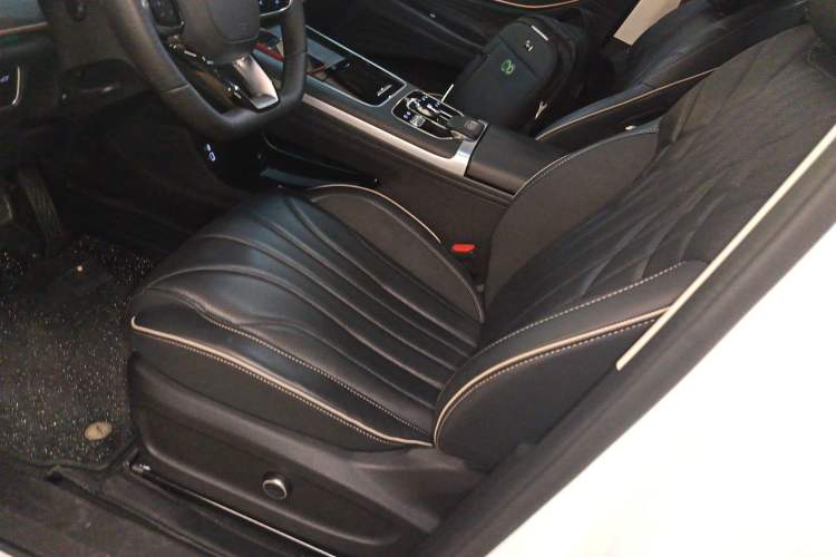 Used Chery Tiggo 9 2023 2.0T Dual-Clutch Two-Wheel Drive Luxury Edition 7 Seats Left Front Seat