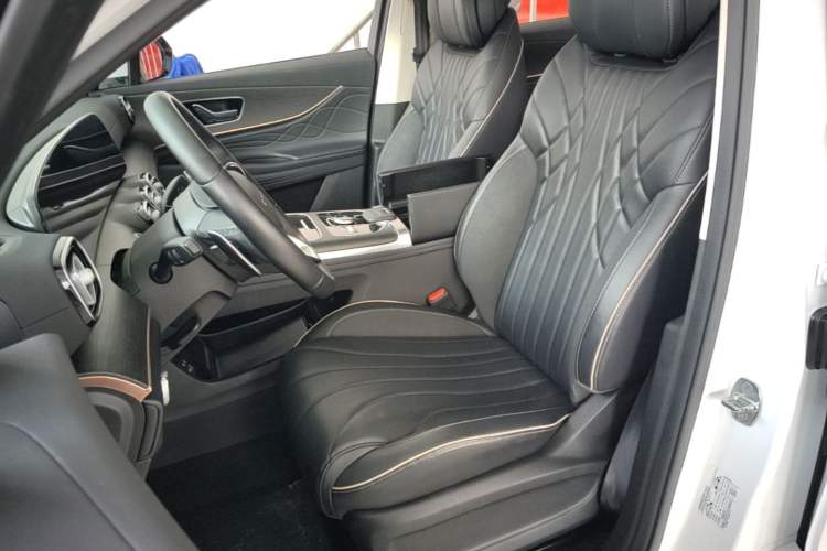 Used Chery Tiggo 9 2023 2.0T Dual-Clutch Two-Wheel Drive Leading Edition 5 Seats Left Front Seat