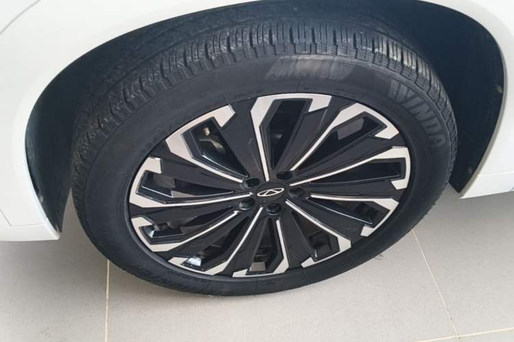 Used Chery Tiggo 9 2023 2.0T Automatic All-Wheel Drive Ultimate Edition 5 Seats Left Front Wheel Hub